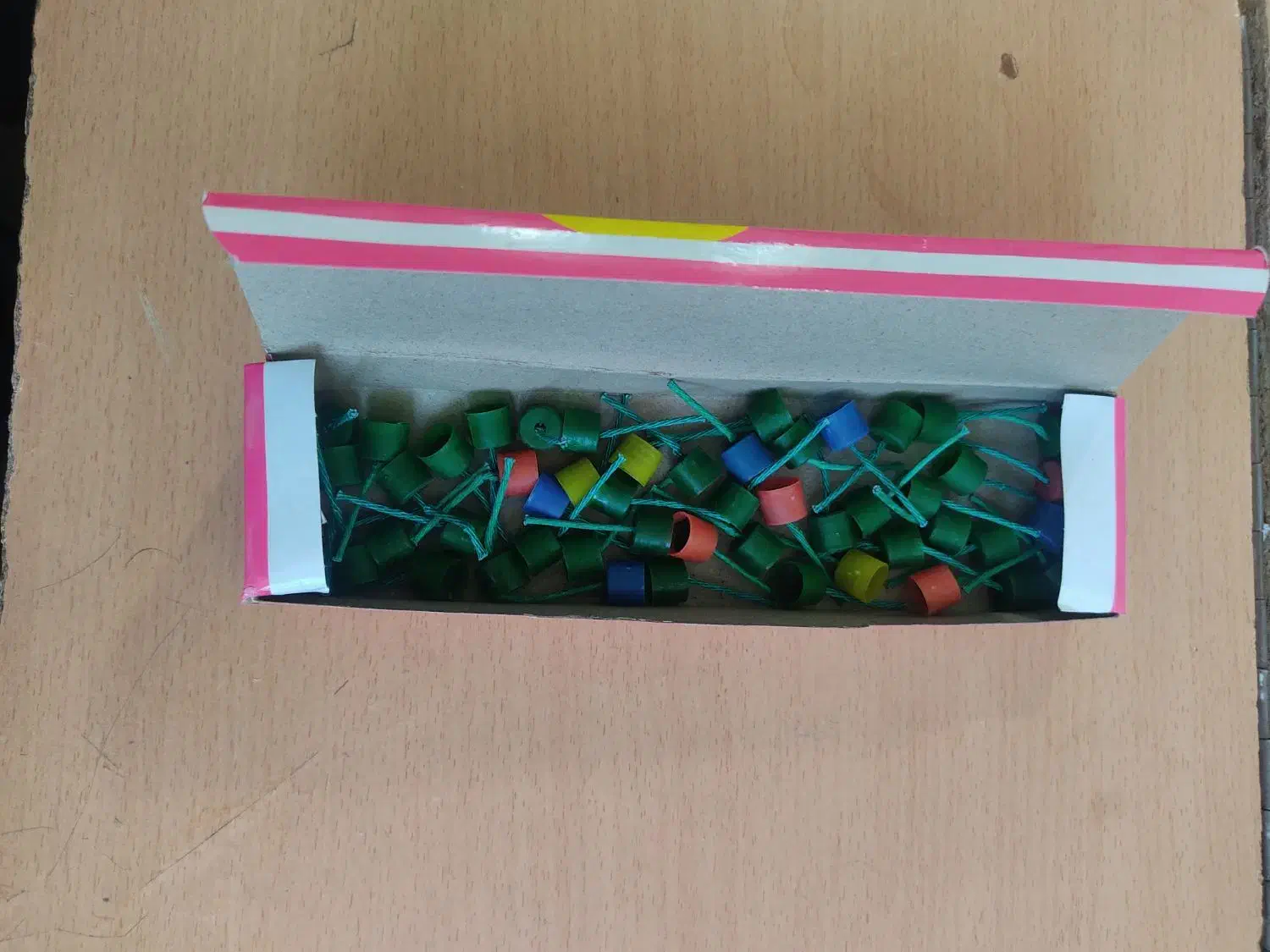 ترقه مجاز|اسباب‌‌بازی|قم, ولیعصر|دیوار