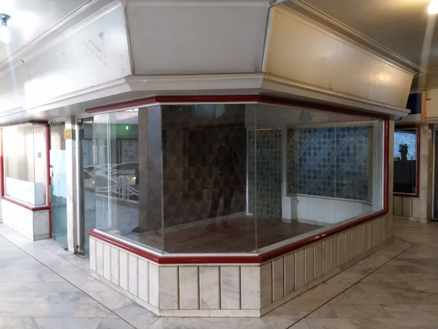 فروش مغازه فوری|فروش مغازه و غرفه|اصفهان, نقش جهان|دیوار