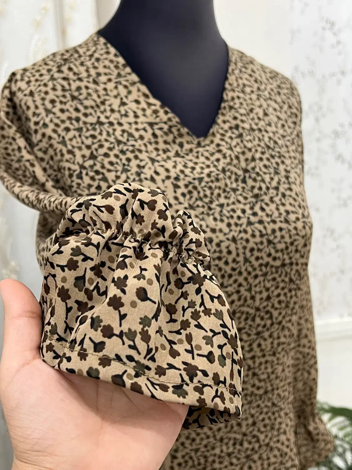 لباس|لباس|آبدانان, |دیوار