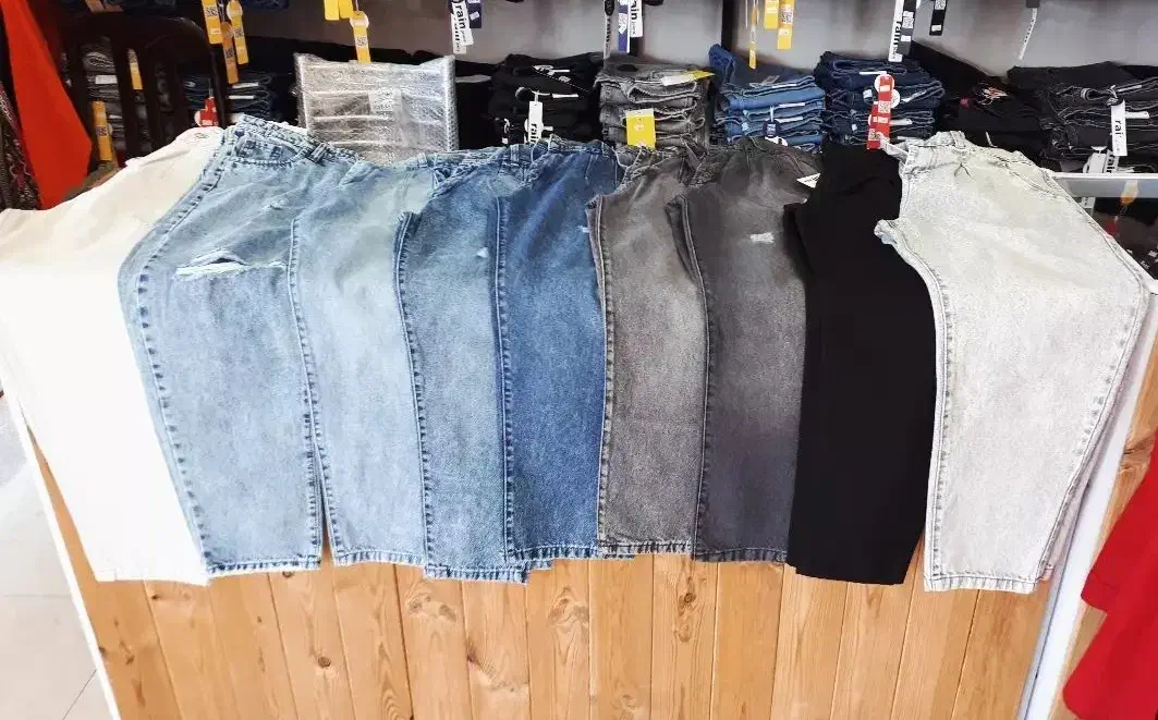 شلوار لی زنانه مام فیت پارچه ترک فروش قیمت تولیدی|لباس|شوشتر, |دیوار