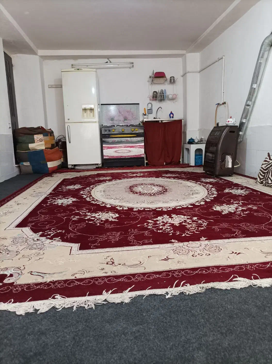 سوعیت مرتب و تمیز|اجارهٔ کوتاهمدت آپارتمان و سوئیت|شیراز, شهرک صادقیه|دیوار