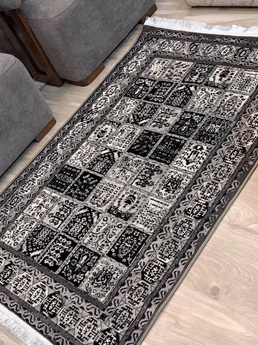 فرشینه ابریشمی|فرش|خواف, |دیوار