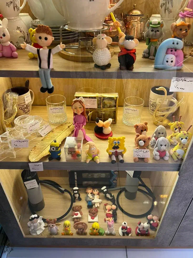 انواع مجسمه ها برای تزیین و روی کیک ها تولدی|مجسمه، تندیس، ماکت|شیراز, لاله|دیوار