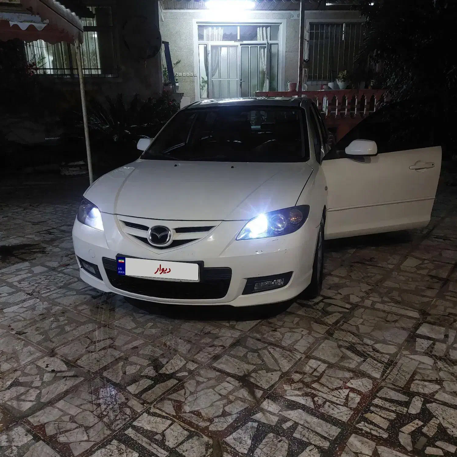 مزدا ۳|خودرو سواری و وانت|بندر انزلی, معلم|دیوار