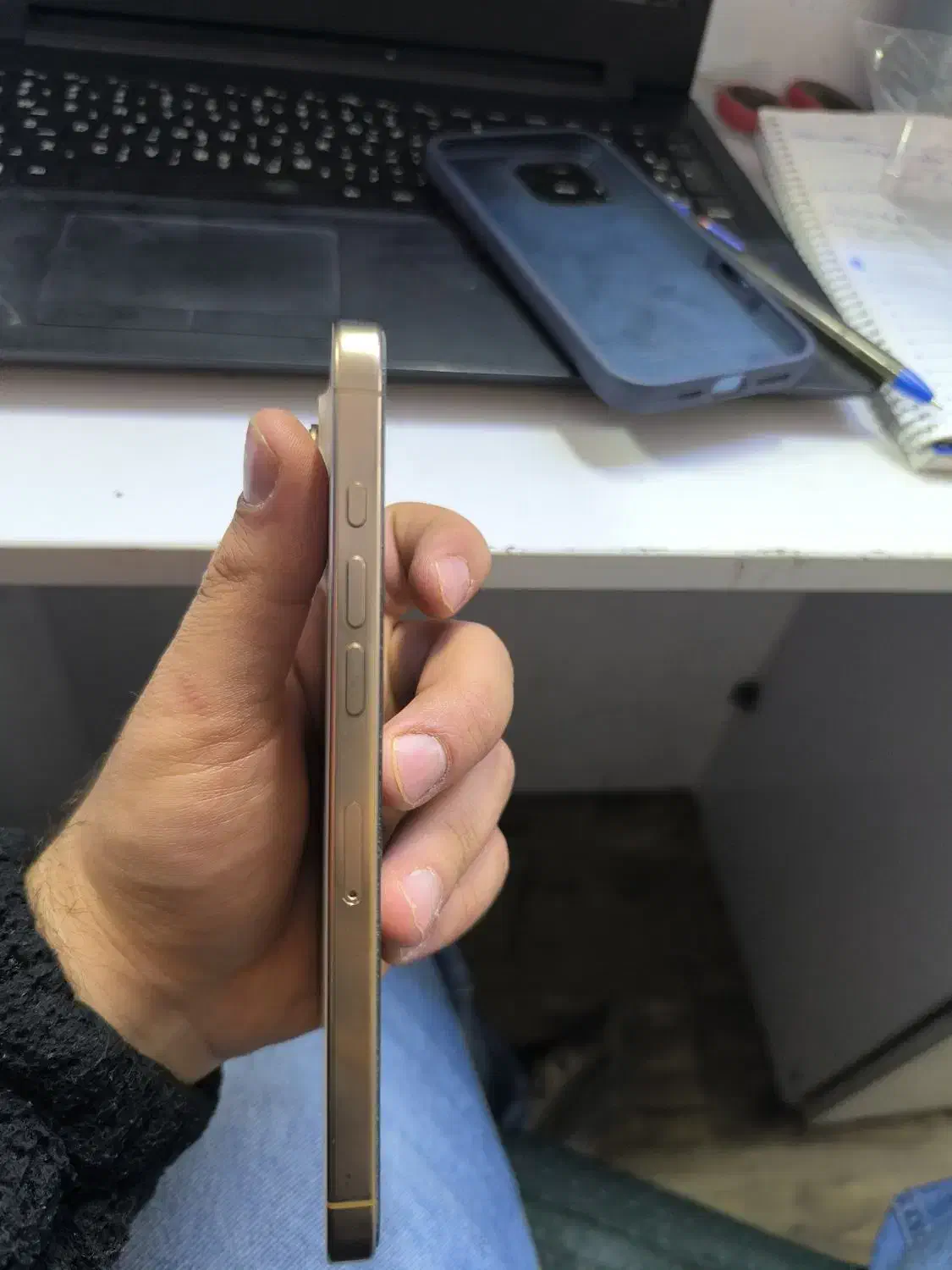 آیفون ۱۶ پرو مکس ۲۵۶  za|موبایل|کرج, باغ سیب|دیوار