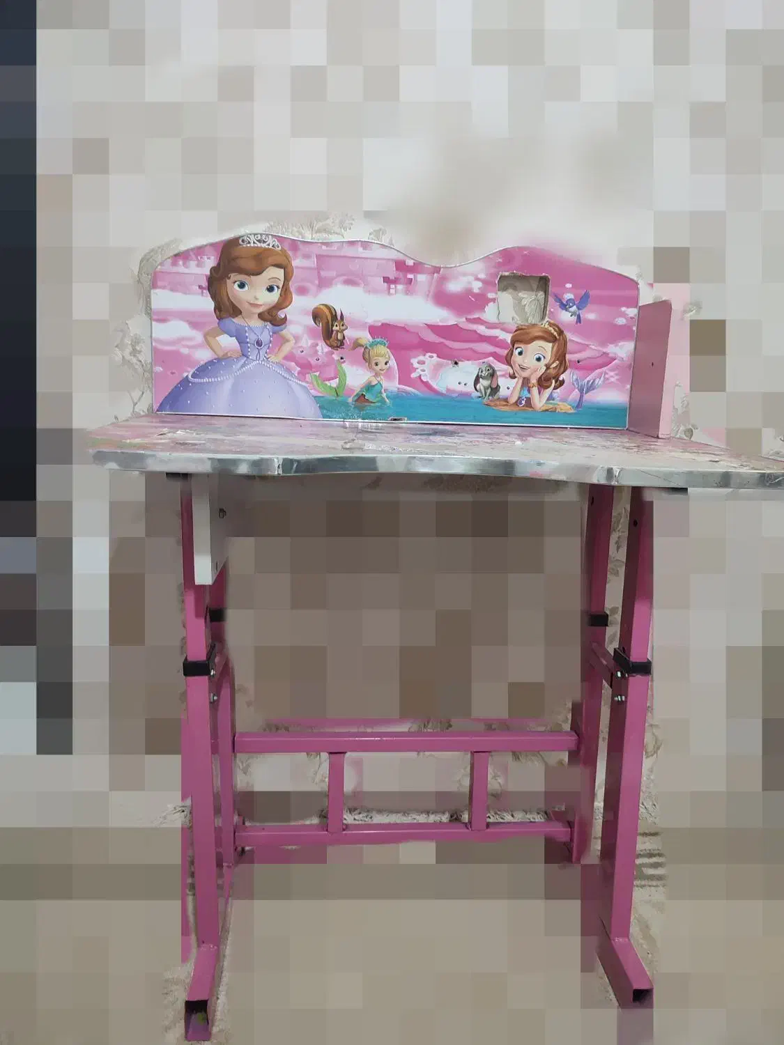 میز تحریر|میز تحریر و کامپیوتر|تربتحیدریه, ۴۵ متری|دیوار