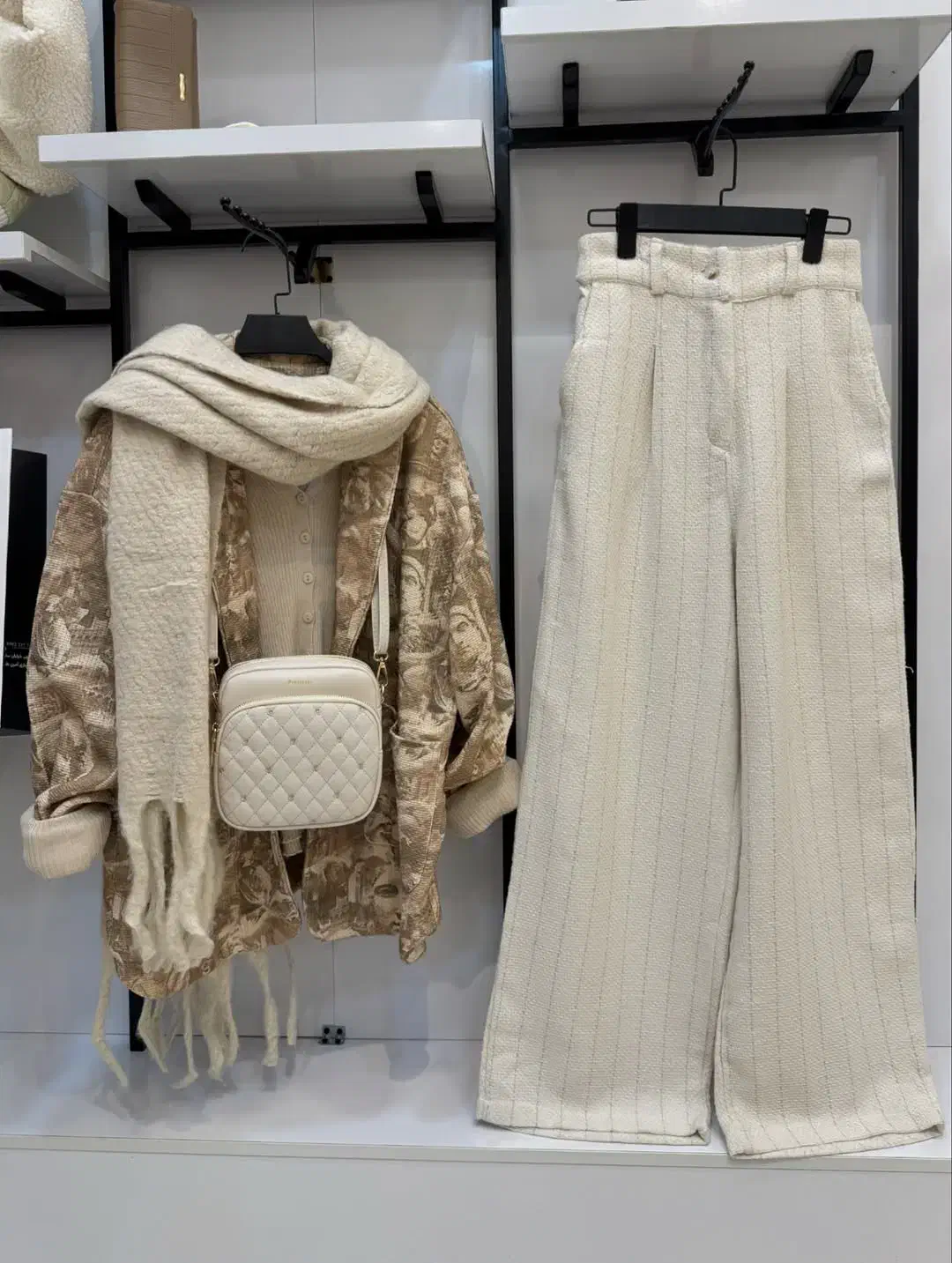 ست فصل حضوری و آنلاین|لباس|تفت, |دیوار