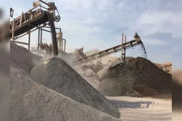 حمل ماسه نخاله آجر خاک پوکه و.. با خاور کمپرسی|خدمات حمل و نقل|همدان, |دیوار