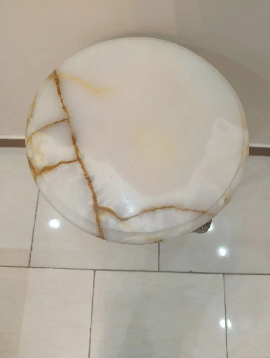 میز پایه دار،برنز|بوفه، ویترین، کنسول|اندیشه, اندیشه فاز ۵|دیوار