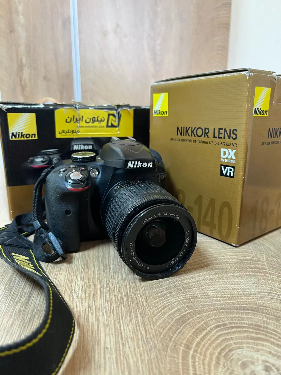 دوربین فیلم وعکس نیکون مدل d3300به همراه لنز 18-55|دوربین عکاسی و فیلم‌برداری|تهران, نارمک|دیوار