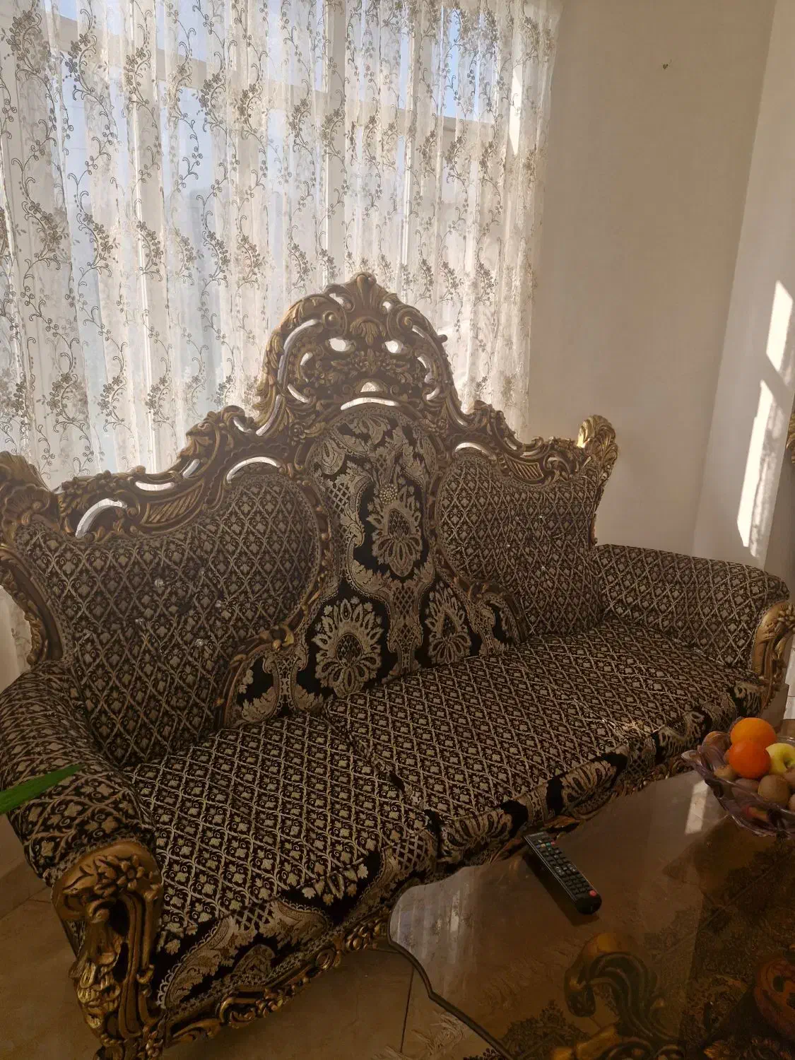 مبل سلطنتی و جلو مبلی|مبلمان خانگی و میز عسلی|آستارا, |دیوار