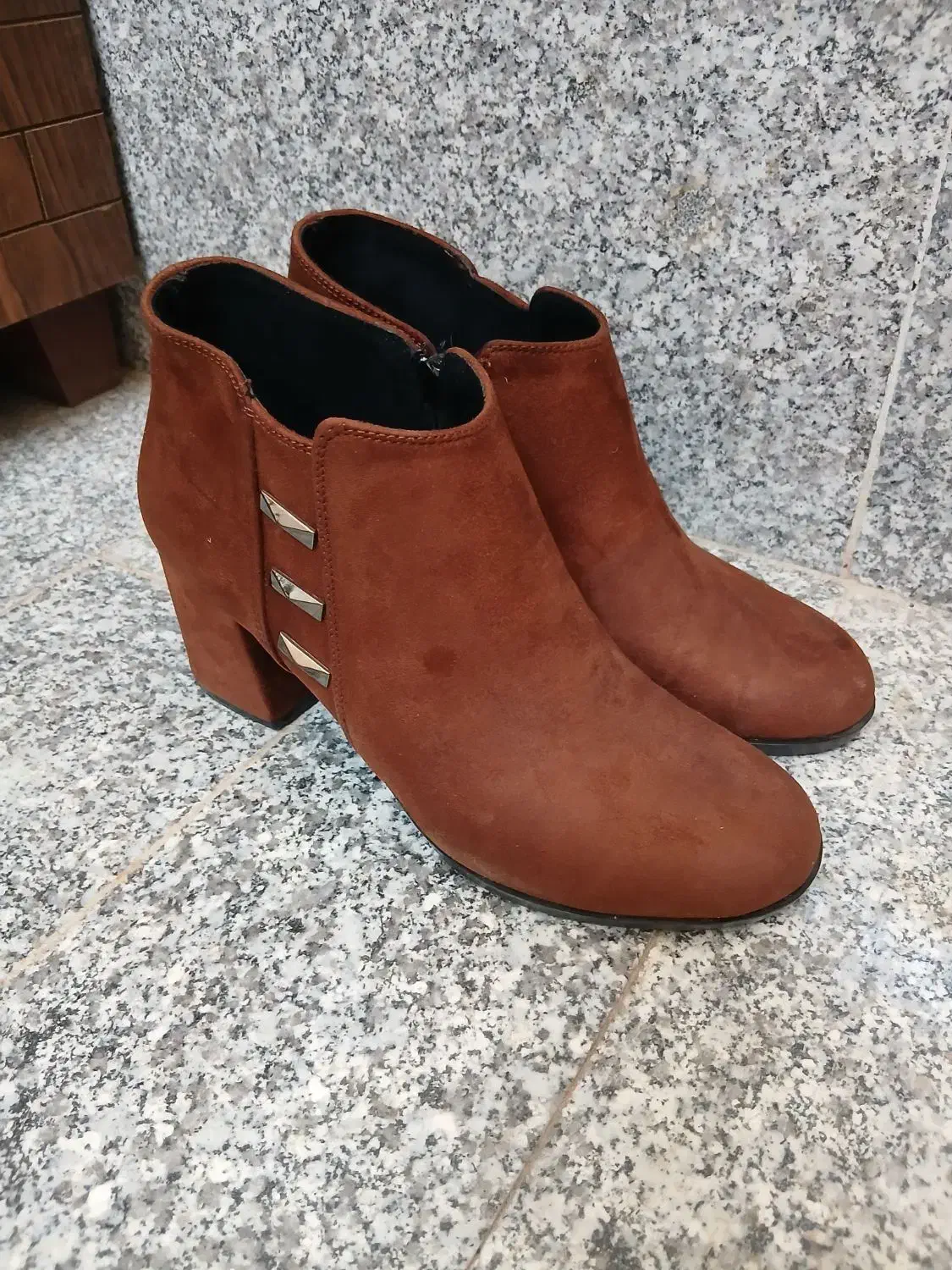 کفش نیم پوت|کیف، کفش، کمربند|اصفهان, آهنگران|دیوار