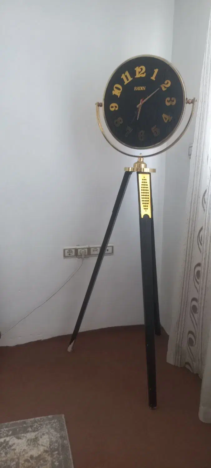 ساعت ایستاده|ساعت دیواری و تزئینی|سنندج, |دیوار