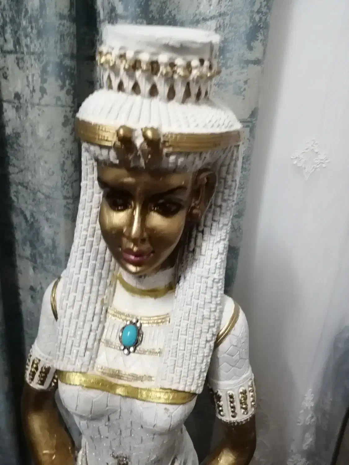 مجسمه|مجسمه، تندیس، ماکت|مشهد, هفت تیر (نه دره)|دیوار