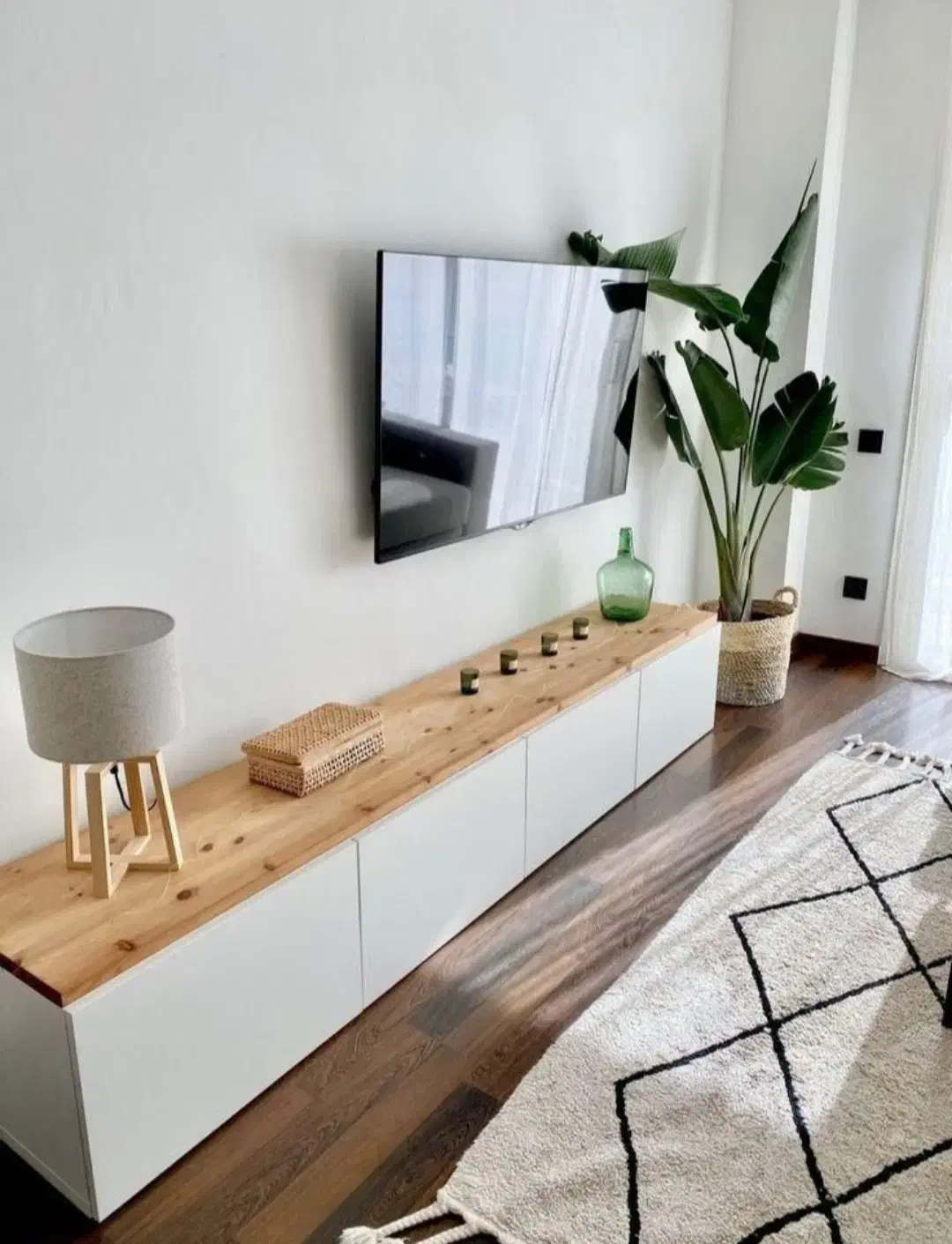 تولیدی میز تلویزیون|میز تلویزیون|اندیشه, اندیشه فاز ۱|دیوار