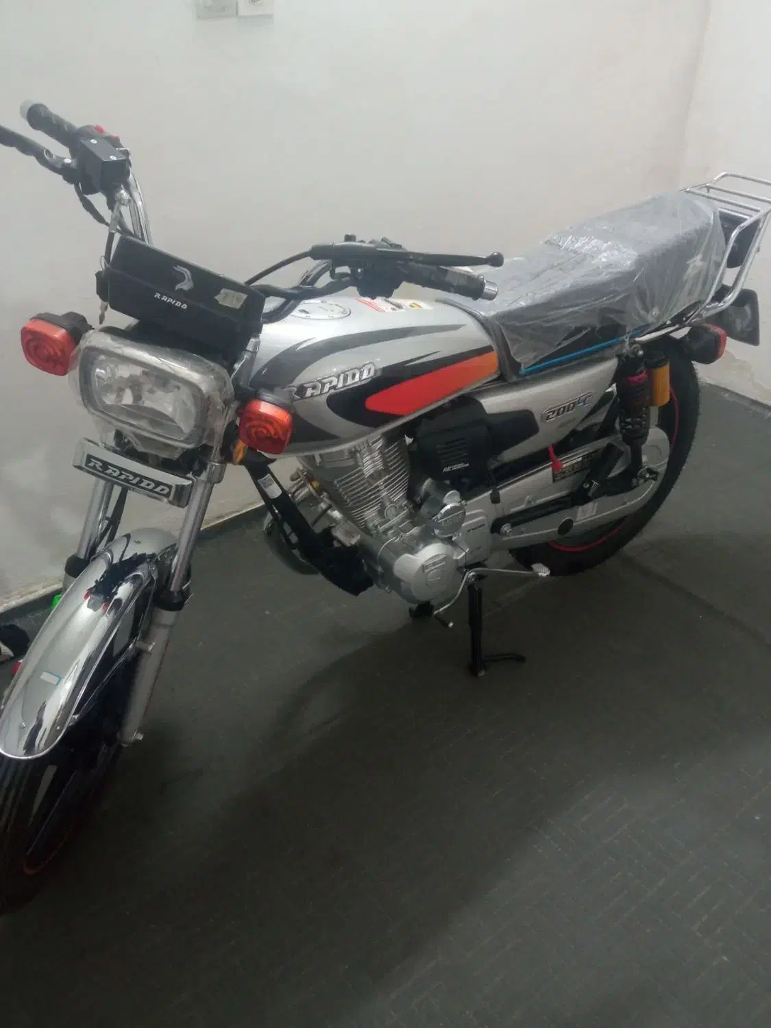 هندا راپیدو ۲۰۰|موتورسیکلت|مشهد, پورسینا|دیوار