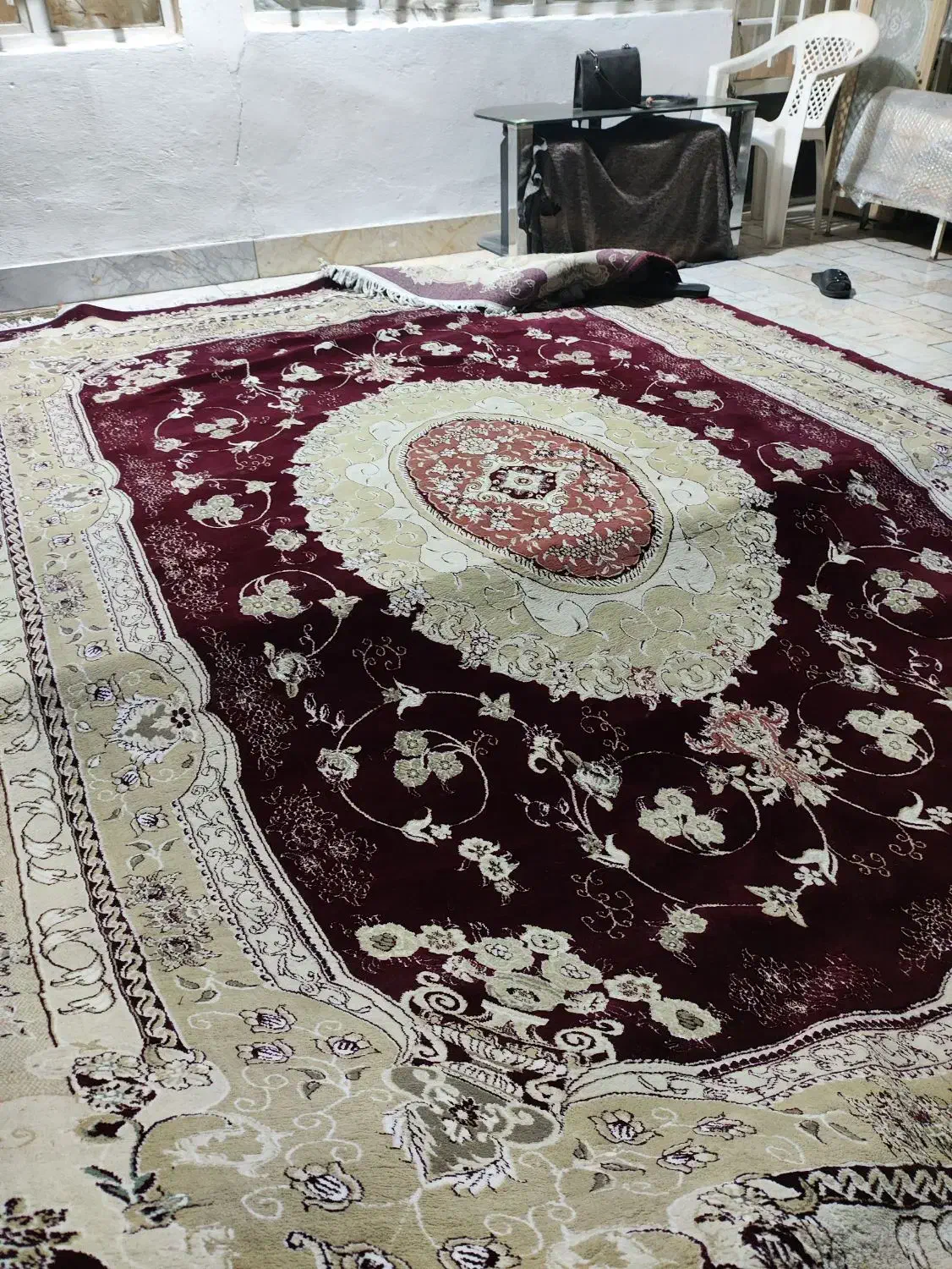 فرش قرمز لاکی|فرش|ورامین, ورامین|دیوار