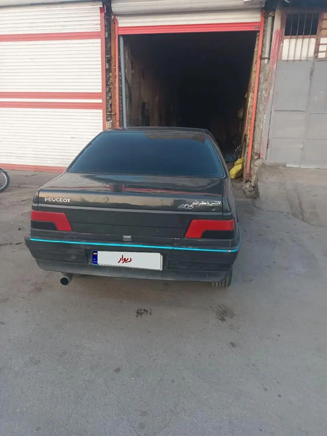 پژو 405|خودرو سواری و وانت|بروجرد, |دیوار