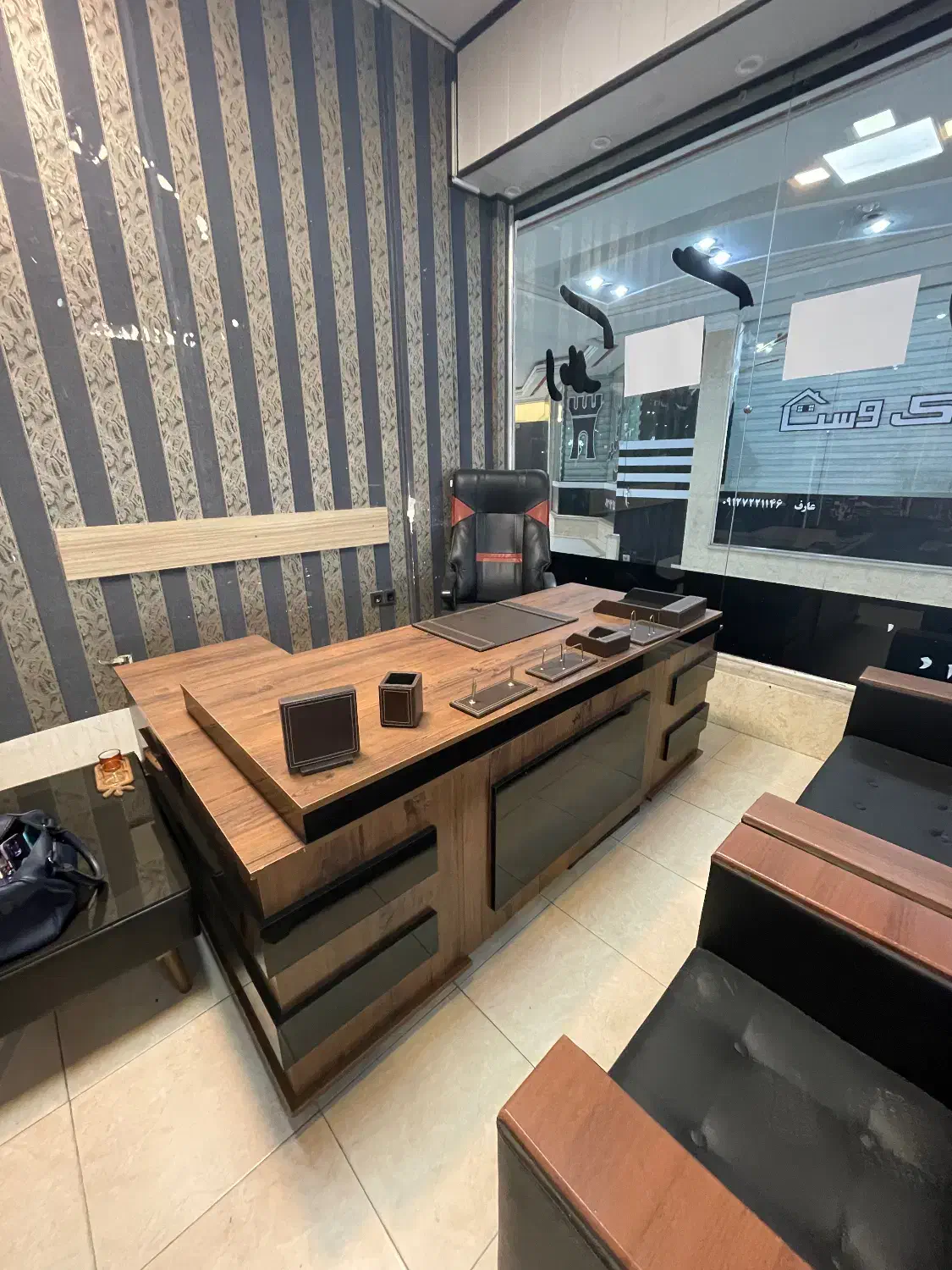 میز وصندلی ست کامل اداری|مبلمان اداری|پردیس, فاز ۲|دیوار