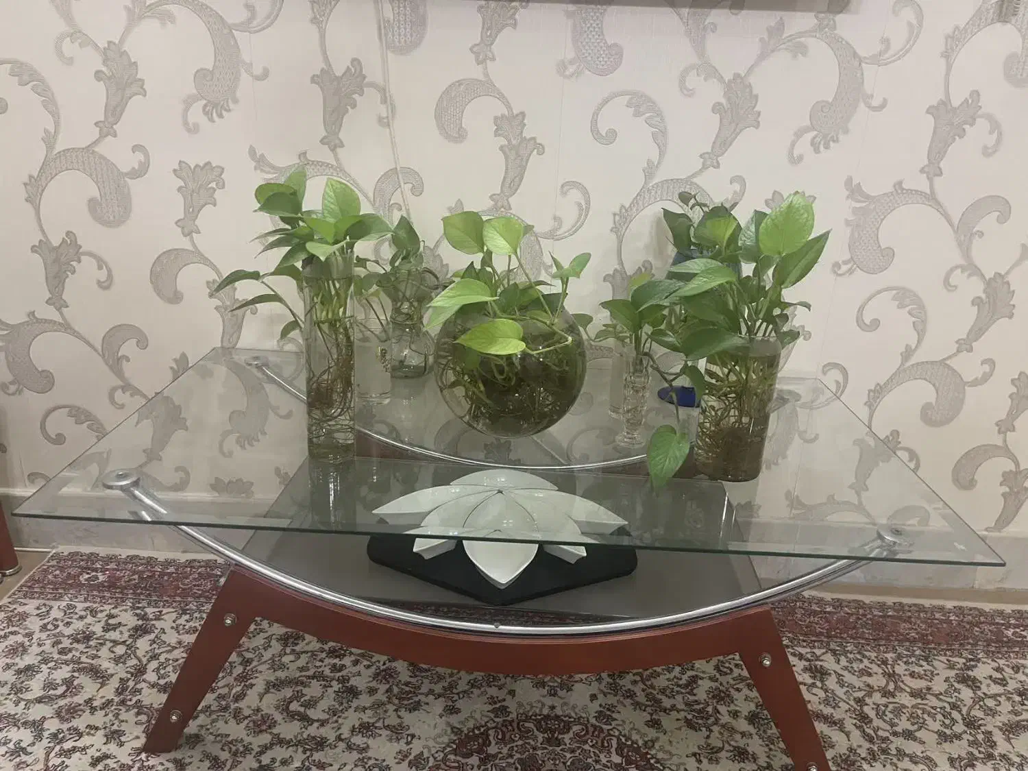 میز جلو مبلی درحد نو|مبلمان خانگی و میز عسلی|قم, عمار یاسر|دیوار