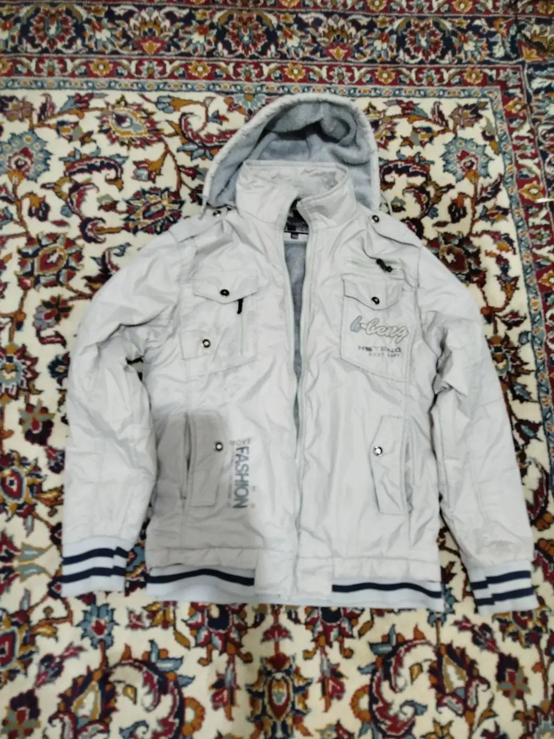 کاپشن خارجی ضخیم|لباس|گرمدره, |دیوار