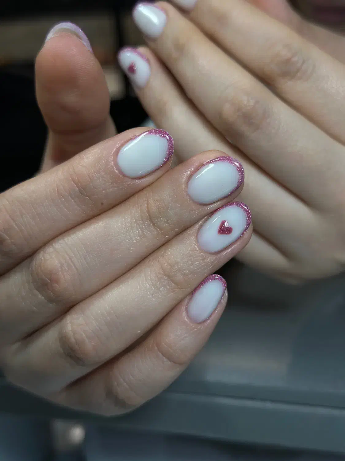 ترمیم +یک طراحی و کاشت مژه رایگان امل|خدمات آرایشگری و زیبایی|آمل, |دیوار