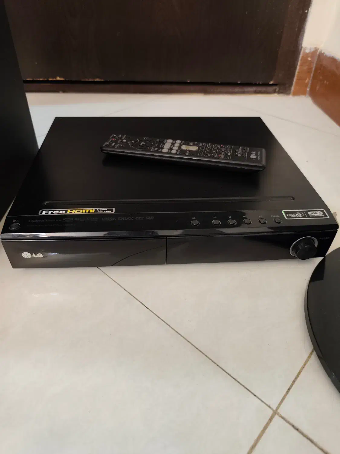 سینمای خانگی DVD Home Theater LG LH-860HTS|سیستم صوتی خانگی|اصفهان, کوی ولی عصر|دیوار