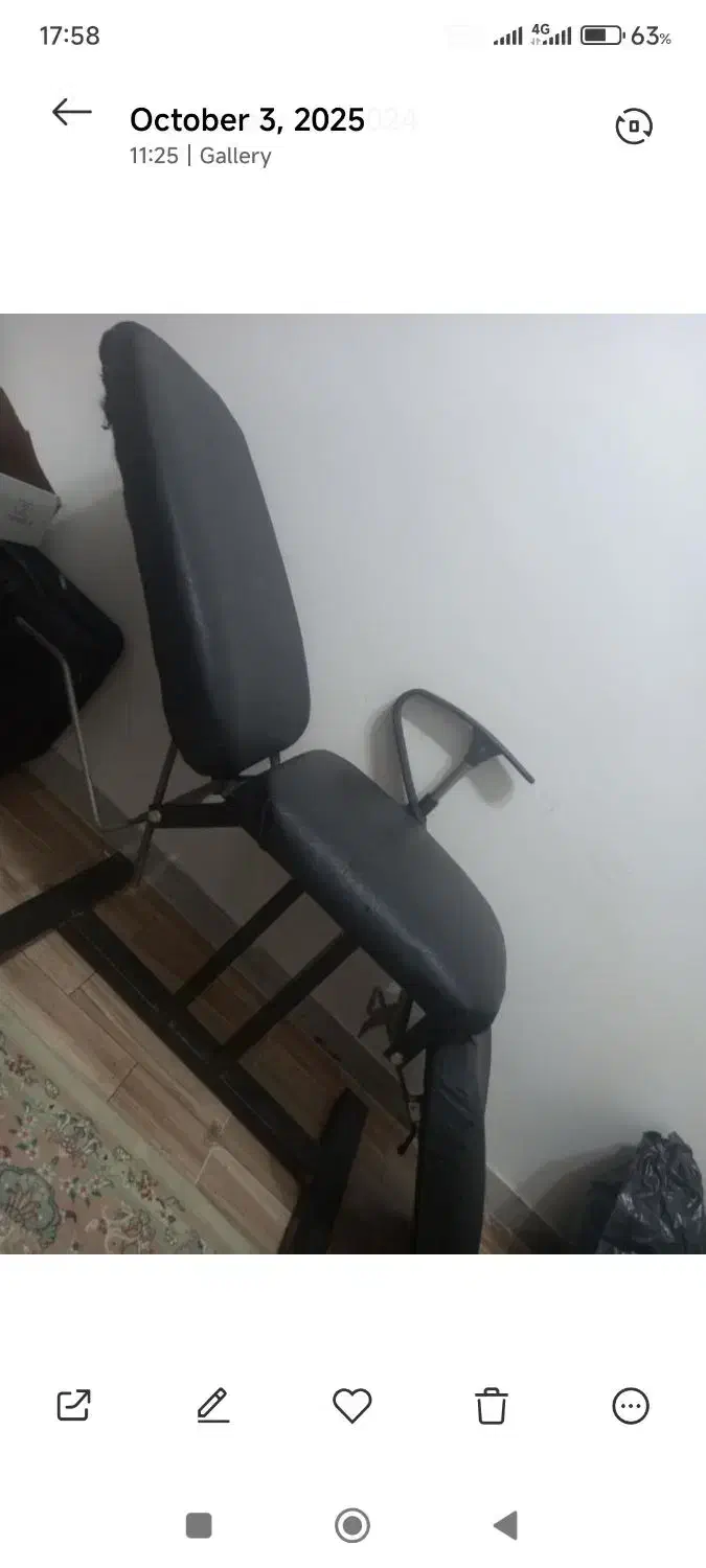 صندلی میکاپ  آرایشگاه|آرایشگاه و سالن‌های زیبایی|کیاشهر, |دیوار