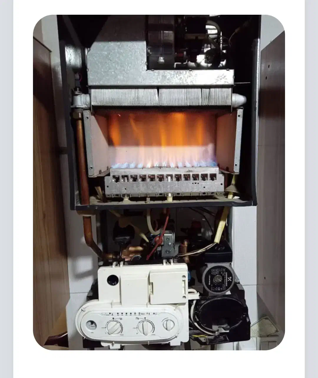 تعمیرات تخصصی انواع پکیچ های ایرانی و خارجی|آبگرمکن، پکیج، شوفاژ|ارومیه, |دیوار