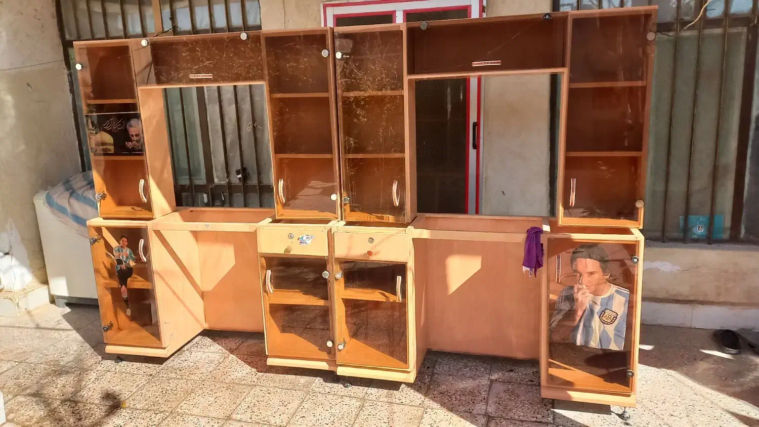 میز آرایشگاه|آرایشگاه و سالن‌های زیبایی|زابل, |دیوار