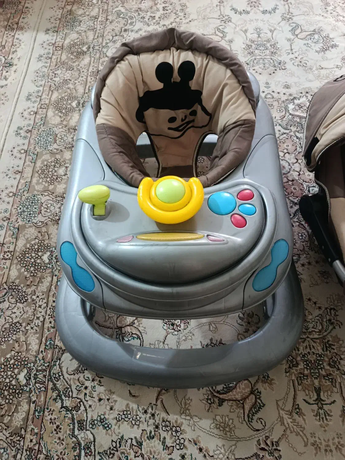 روروعک و کریر|کالسکه و لوازم جانبی|همدان, |دیوار