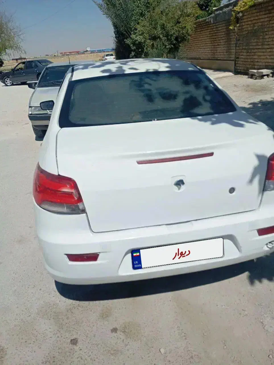 رانا مدل۹۲|خودرو سواری و وانت|شیراز, ارم|دیوار