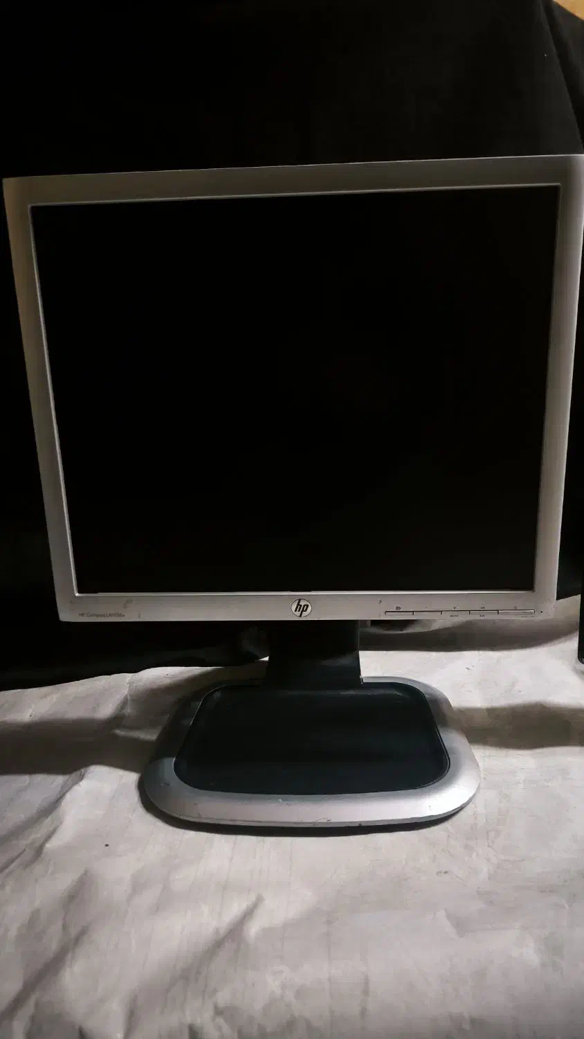 مانیتور hp و lg|قطعات و لوازم جانبی رایانه|باغستان, |دیوار