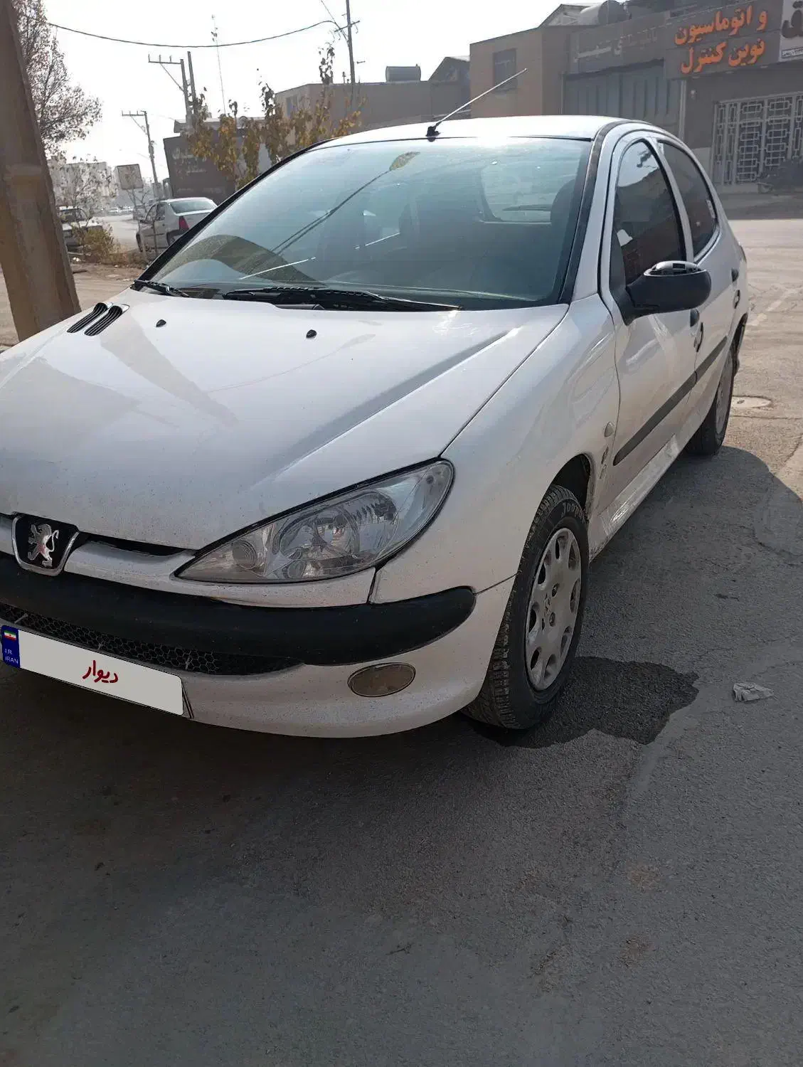 206 تیپ 2 مدل 89 سفید اتاق تعویض دور رنگ|خودرو سواری و وانت|برخوار, |دیوار