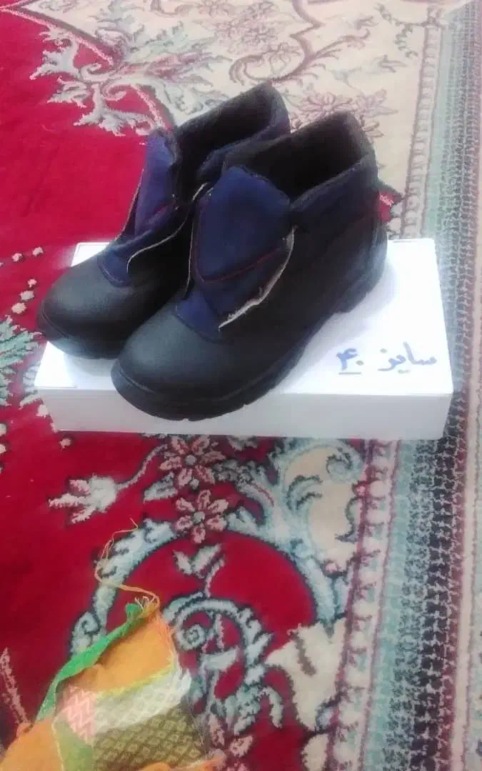 کفش ایمنی|کیف، کفش، کمربند|فولادشهر, B1|دیوار