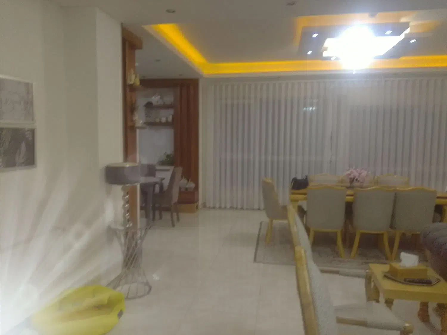 واحد سه خواب مستر دار تک واحد|اجارهٔ آپارتمان|رشت, آب و برق|دیوار