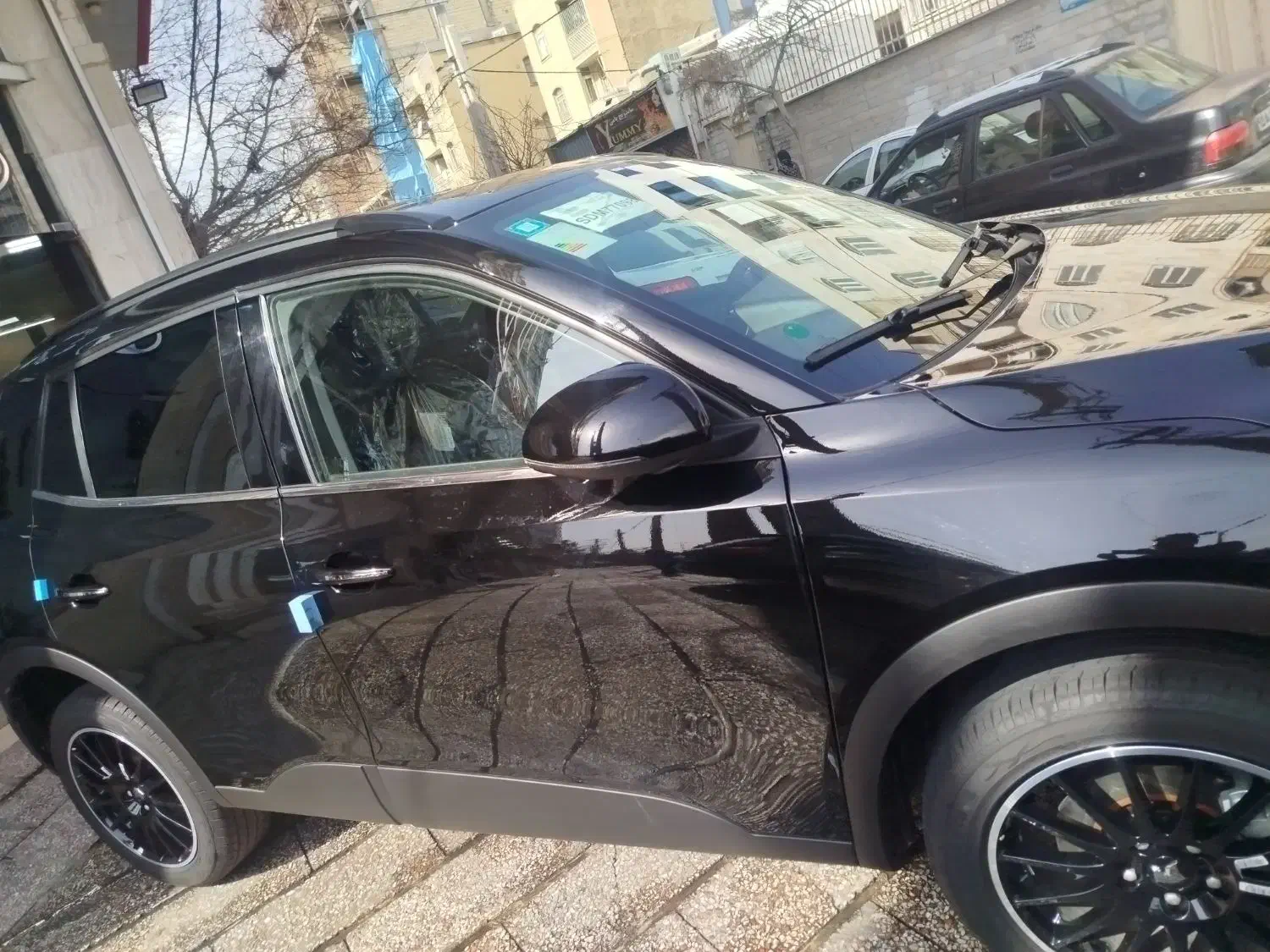 ریرا|خودرو سواری و وانت|اندیشه, اندیشه فاز ۱|دیوار