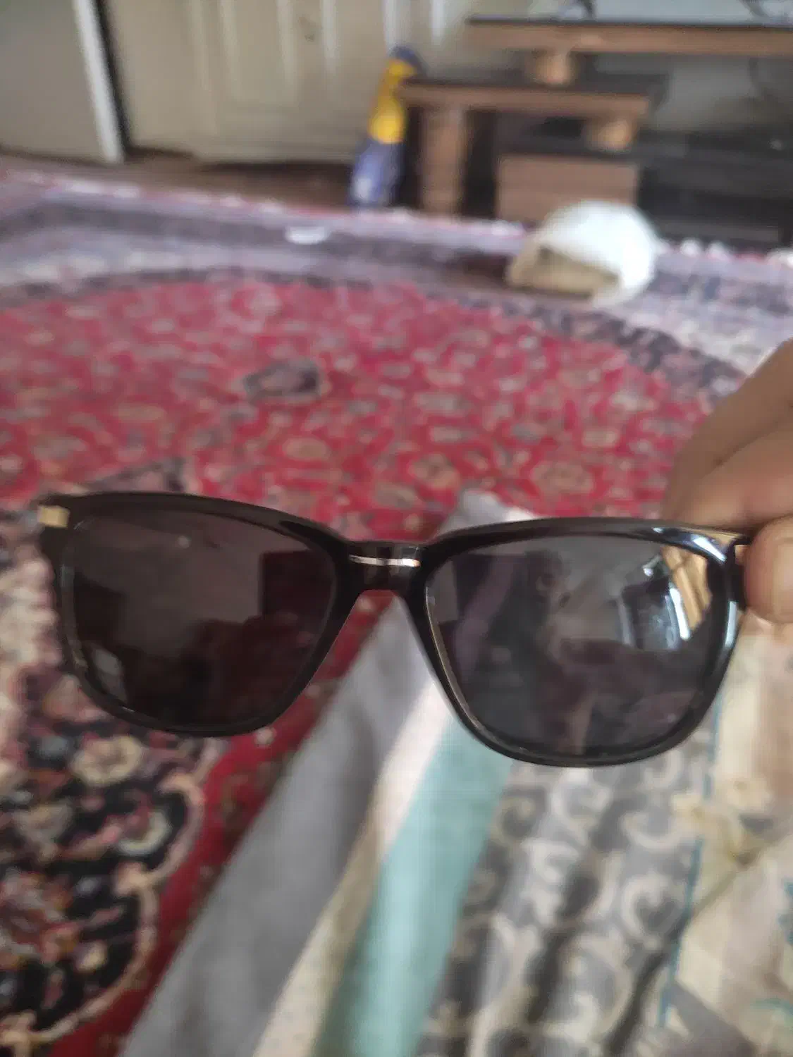 فروش یک عدد عینک آفتابی برندپرستیژ|زیورآلات و اکسسوری|اصفهان, پوریای ولی|دیوار