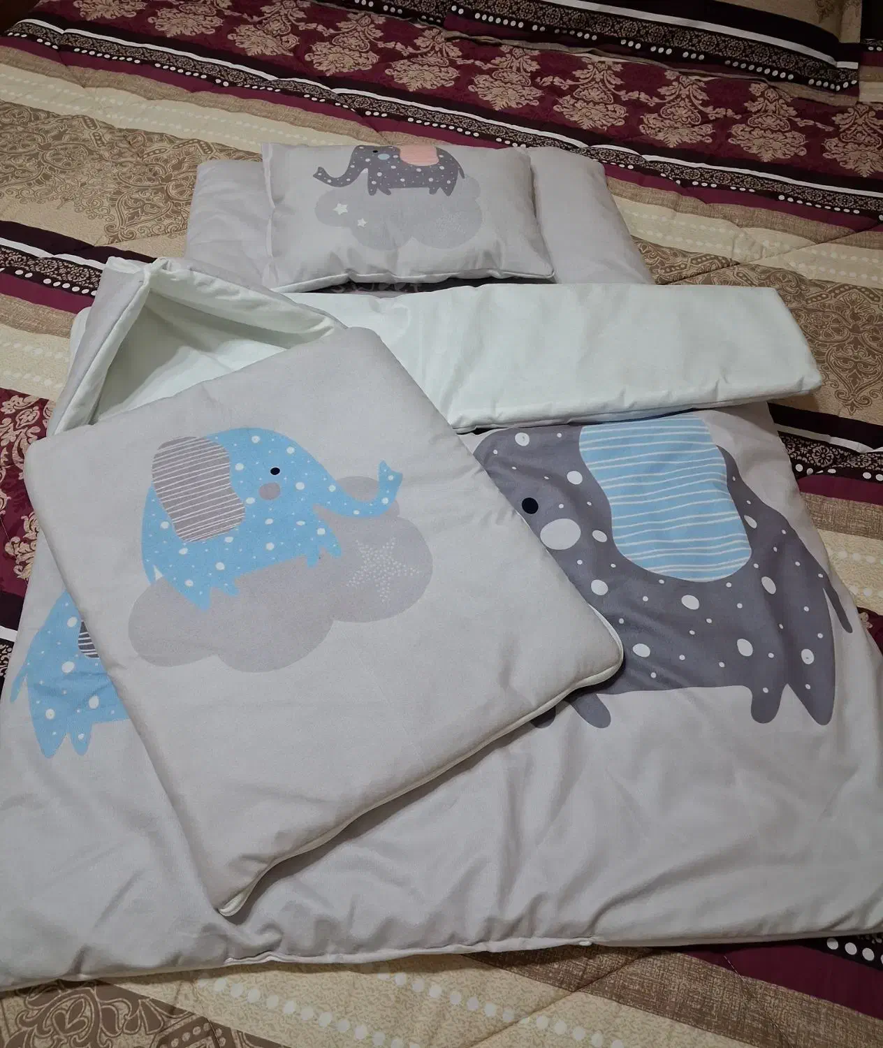 سرویس خواب مخمل طرحدار ۴ تکه نو|اسباب و اثاث بچه|اندیشه, اندیشه فاز ۱|دیوار