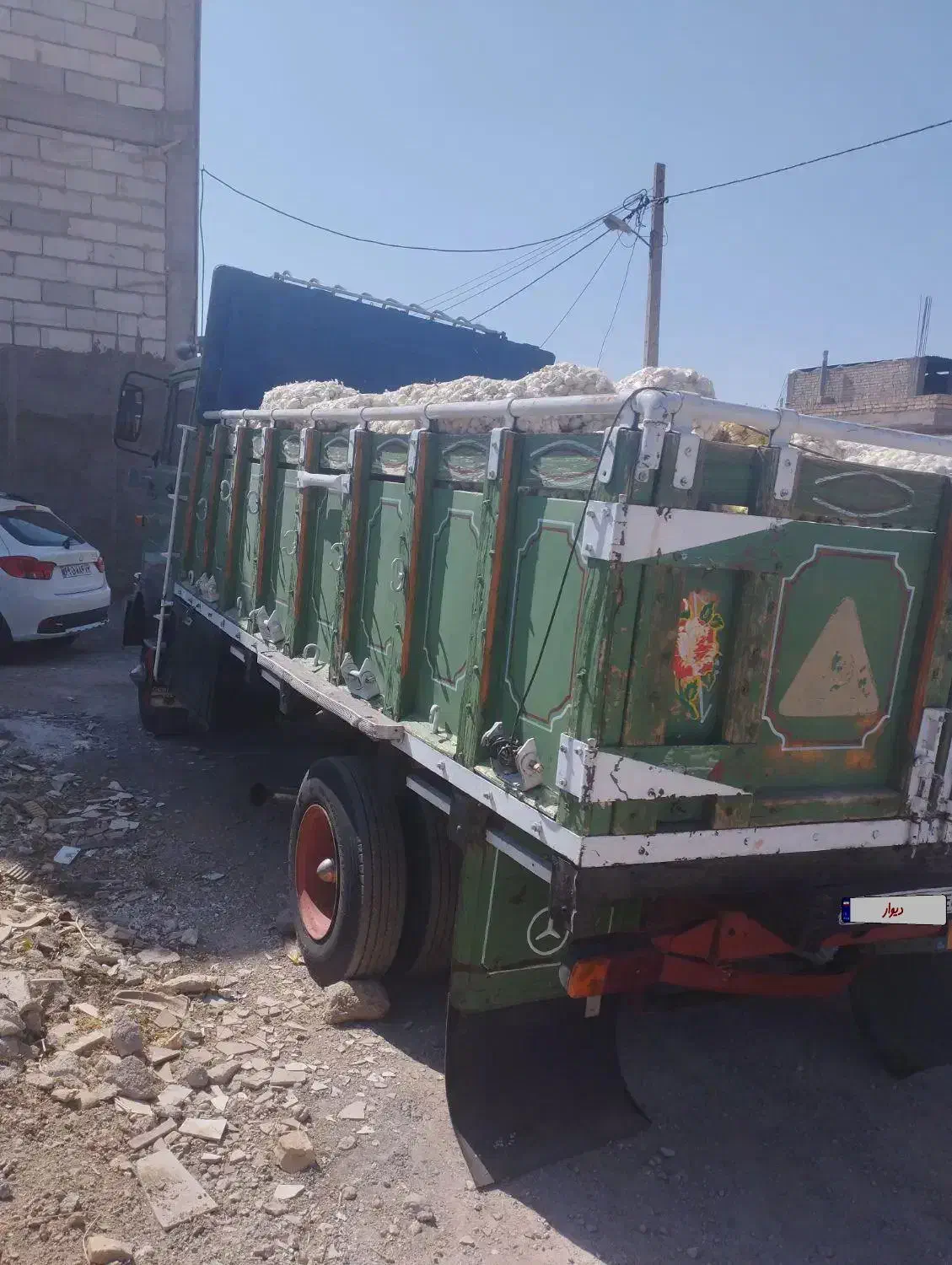 یک دستگاه خاور مدل ۵۷|خودرو سنگین|آباده, |دیوار