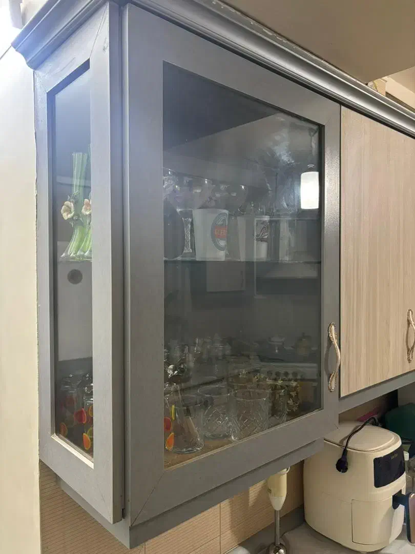 کابینت در حد نو|کتابخانه، شلف، قفسه‌های دیواری|اصفهان, ملک‌شهر|دیوار