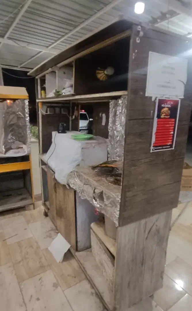 فروش فوری دکه ساندویچ|فروشگاه و مغازه|میناب, |دیوار