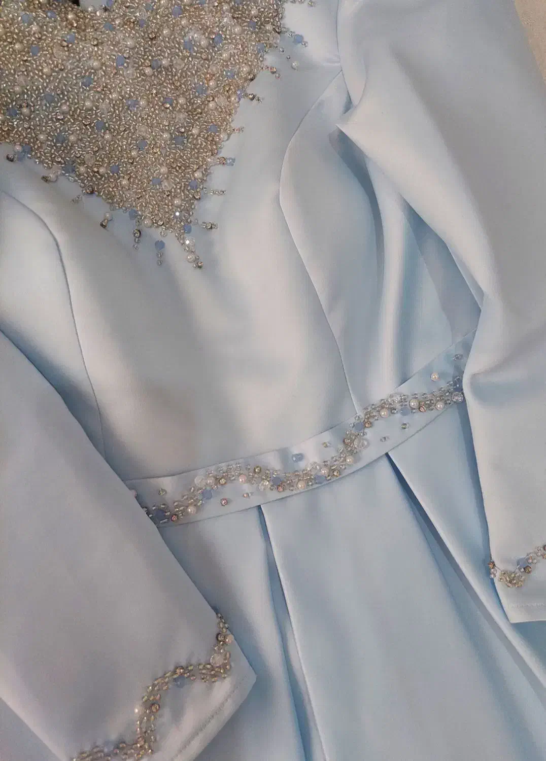 لباس مجلسی ساتن|لباس|سیاهکل, |دیوار