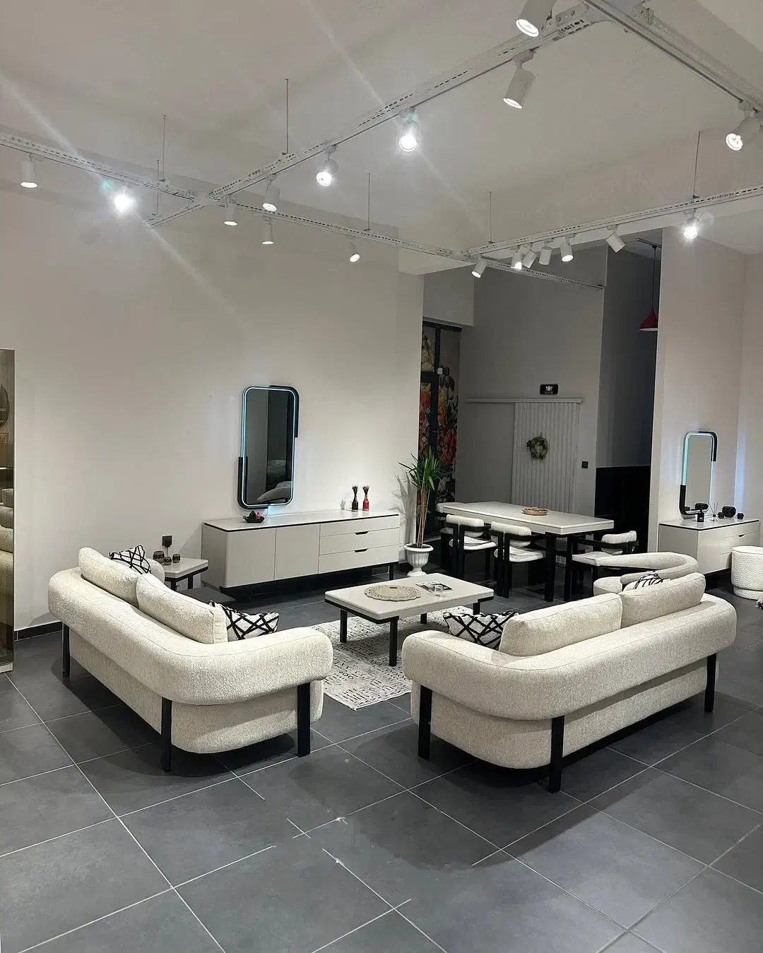 مبلمان نوین مازندران|مبلمان خانگی و میز عسلی|ساری, |دیوار