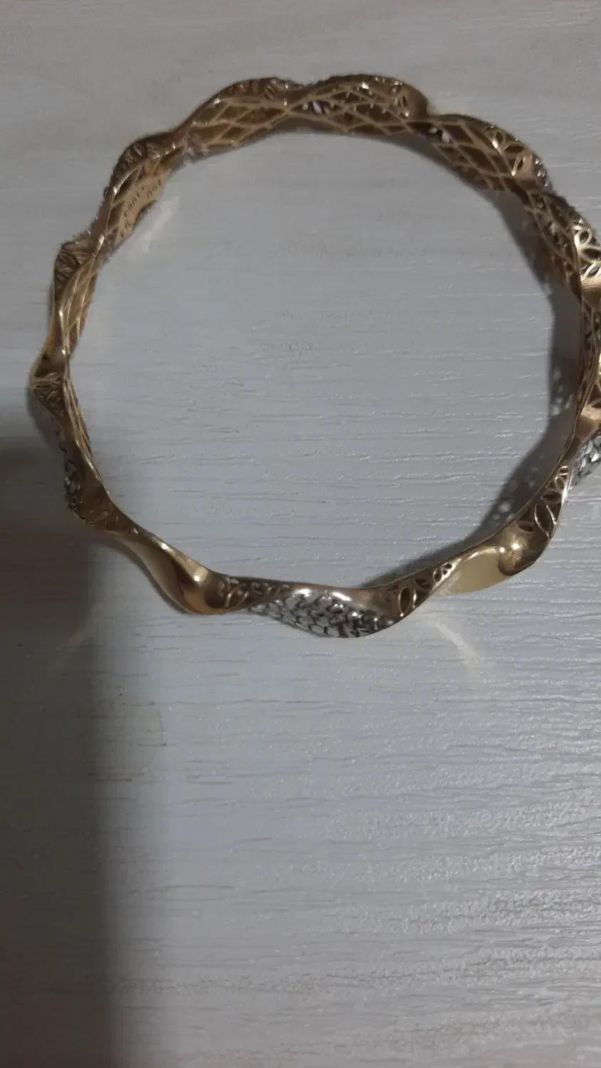 فروش النگو طلا تمیز ونو۲۰۰ بالای تابلو|جواهرات|جم, |دیوار