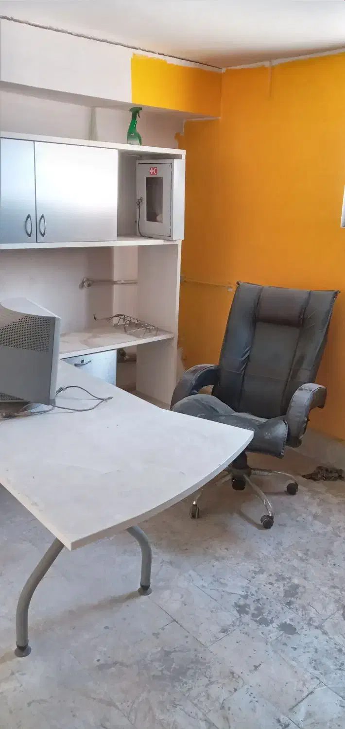 میز و دراور|دفتر کار|پردیس, شهرک صنعتی خرمدشت فاز ۷|دیوار