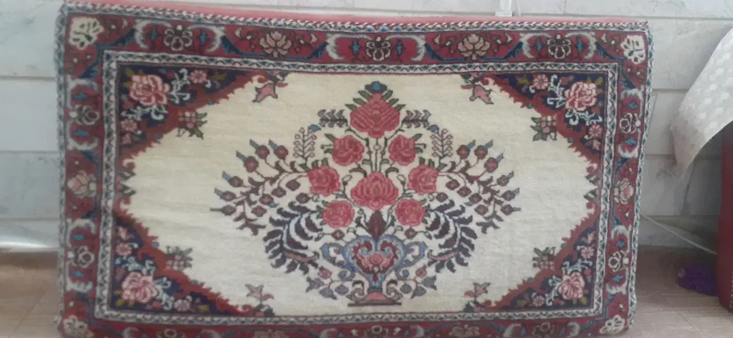 پشتی دستبافت|پشتی|قم, نخودی|دیوار