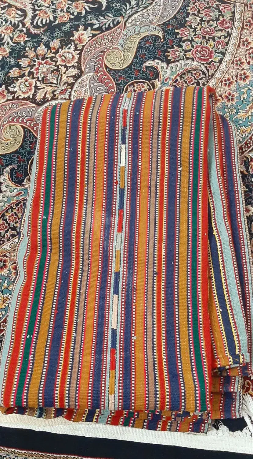 جاجیم وگلیم دست بافت قدیمی|گلیم، جاجیم، گبه|اسلام‌شهر, شهرک مهدیه|دیوار