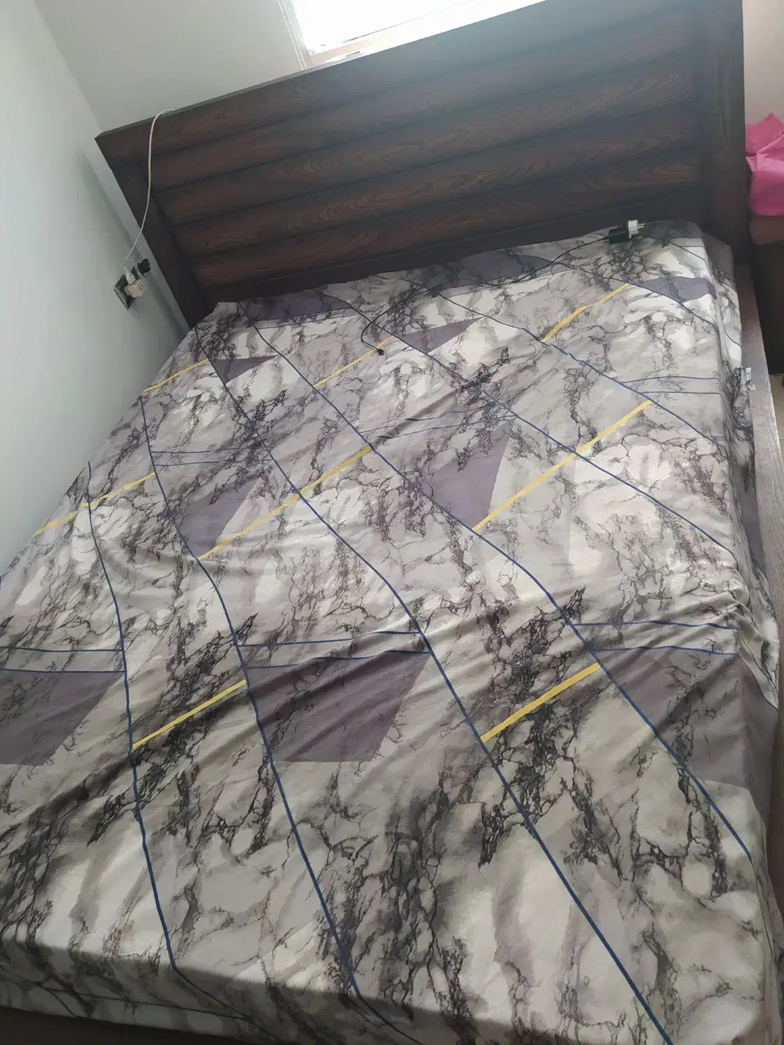 تشک خوشخواب|تشک تختخواب|رشت, جهاد|دیوار