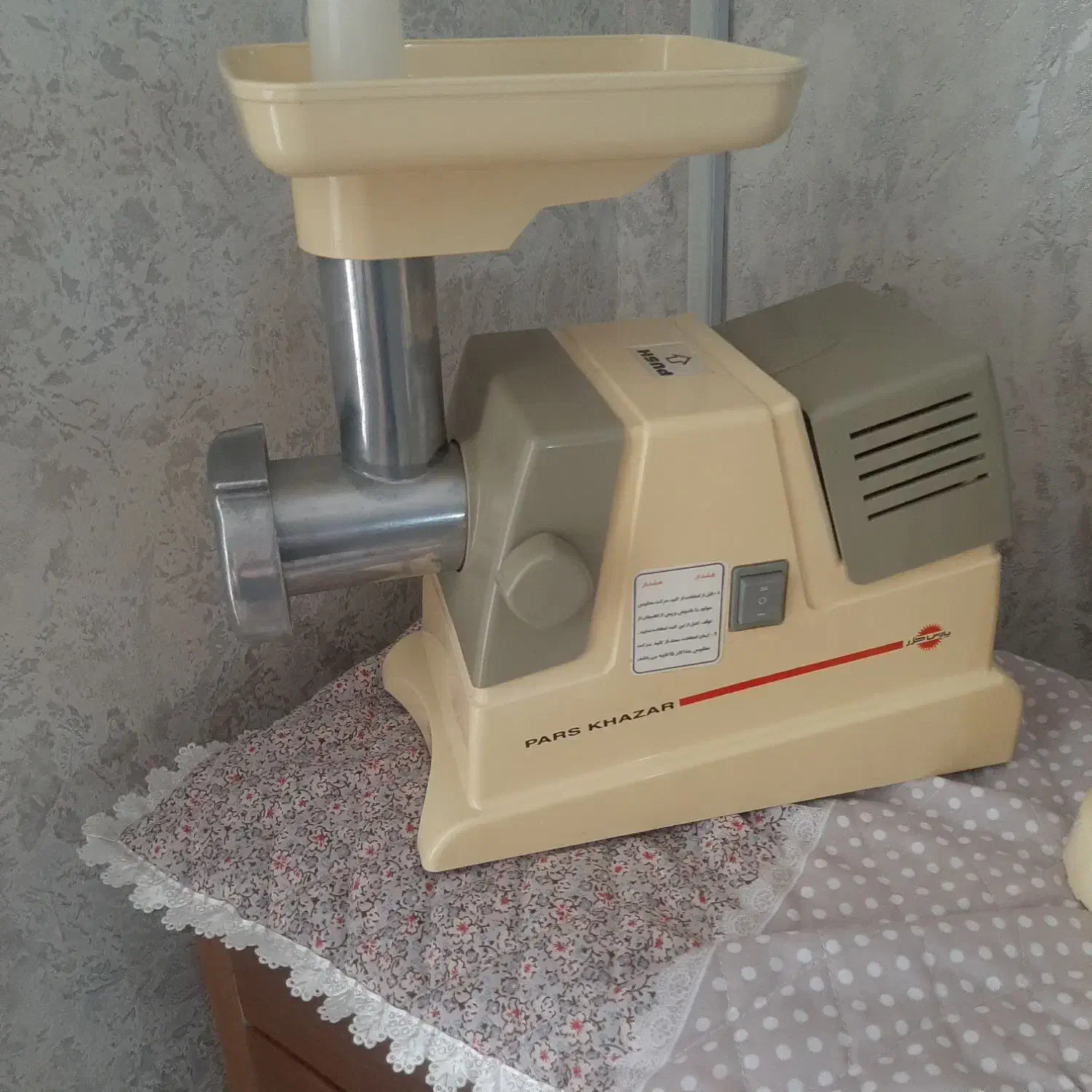 چرخ گوشت پارس خزر|خردکن، آسیاب، غذاساز|هشتگرد, شهرک راه آهن|دیوار